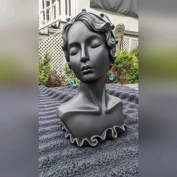 Fashion Jewelry Dangle Earrings (New) - Picture 7 of 12